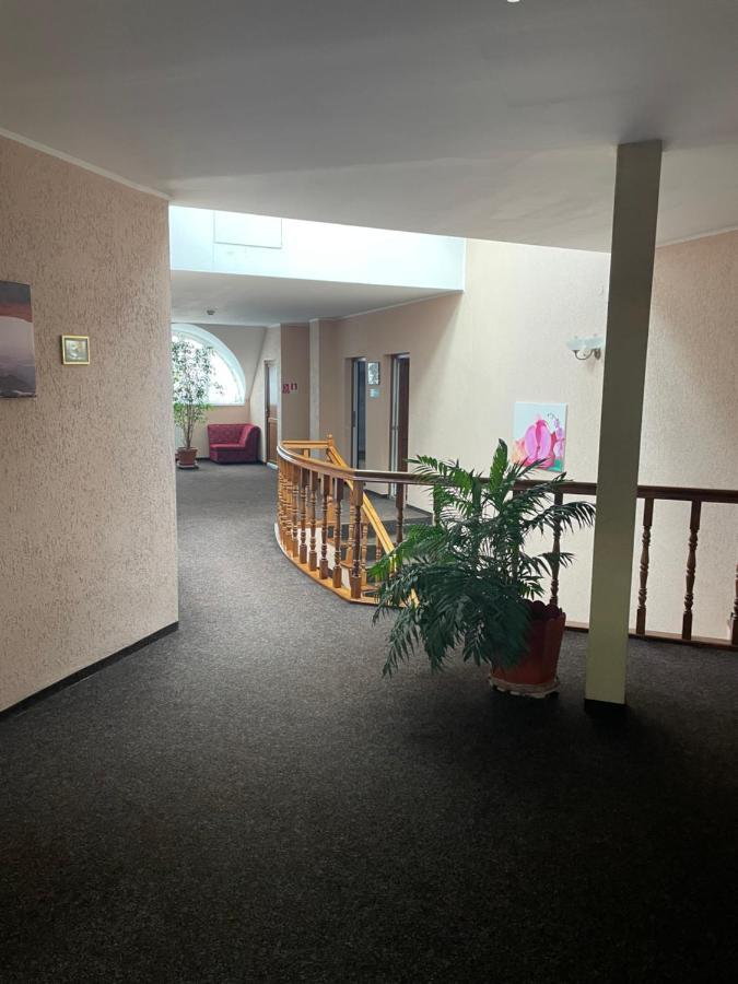 Pension Regal Satu Mare Exterior photo